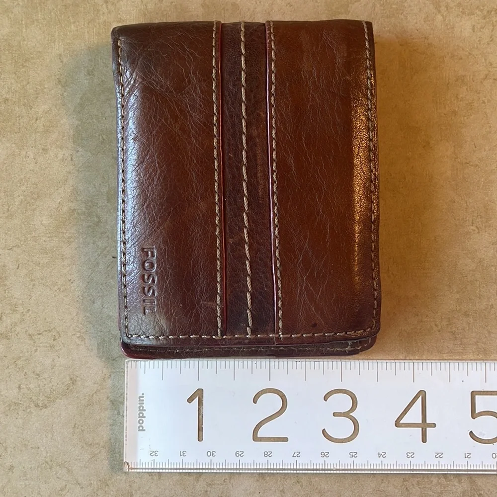 Fossil Bi-Fold Striped Leather Wallet